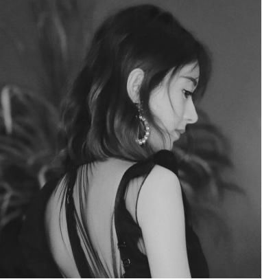 曾因耿直可爱而出名的她，竟然有人背后诋毁说其未婚怀孕