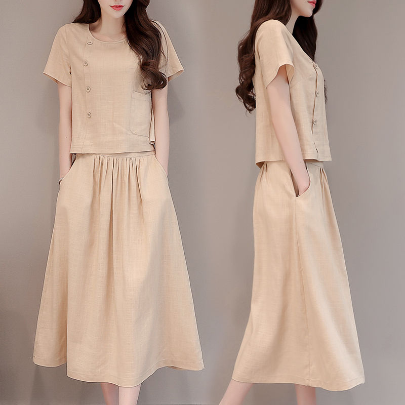 如今的女人都太大胆，若隐若现就出门，美到让人想入非非