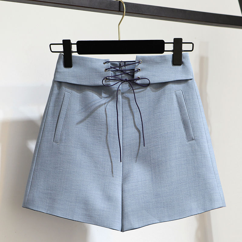 脱下你的小脚裤!跟下面的女人学学穿“超短裤”，美得不得了