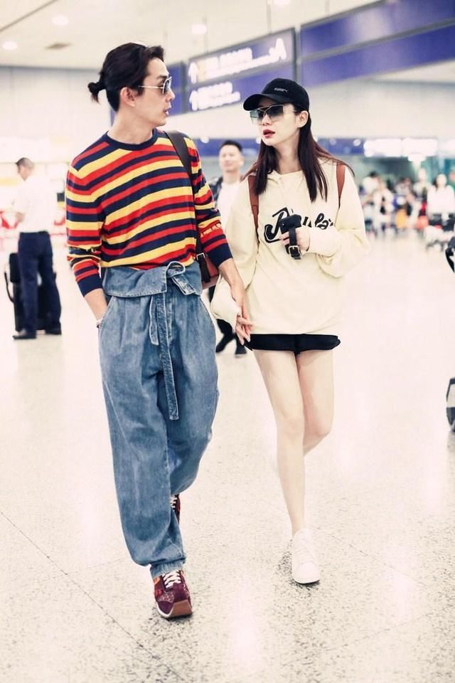 李承铉的穿衣技术就是撩妹神器，这衣服穿的满满都是对妻女的爱！