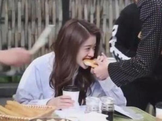 杨紫在微博澄清分手原因，微博纷纷炸锅，网友：真相真刺激！