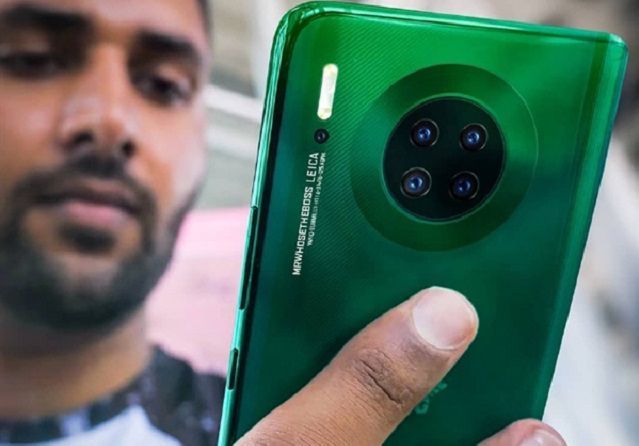 华为mate30pro打电话有振动