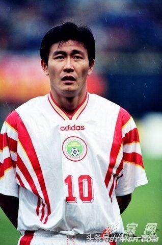 国足冲击98年世界杯预选赛历程金州不相信眼