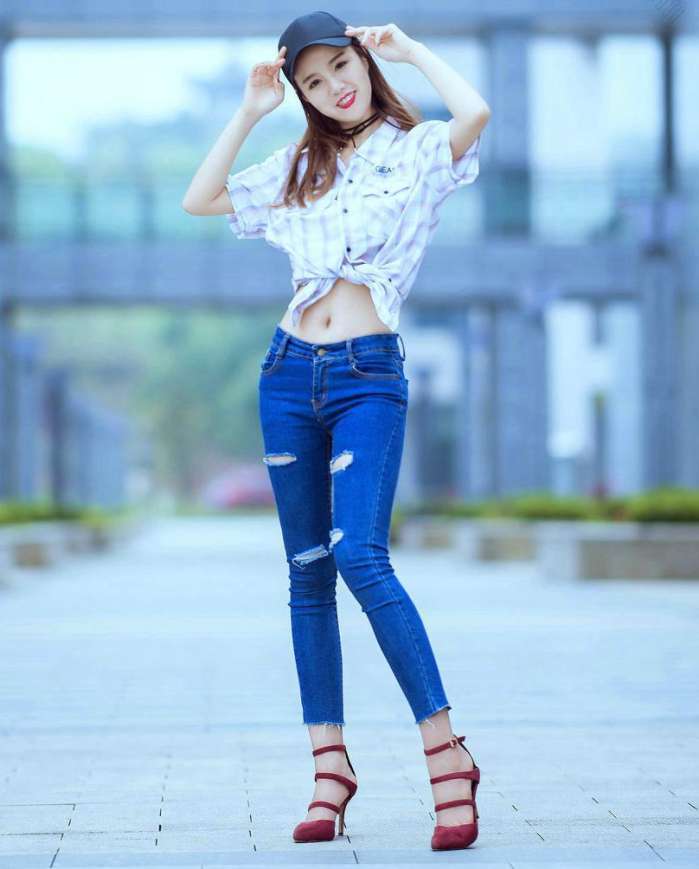 紧身裤舒适又好看，细腻柔软，温婉动人