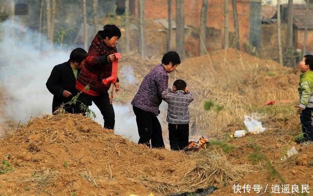 农村怪象：现在清明节祭祖纷纷提前，为何？老农说出了原因
