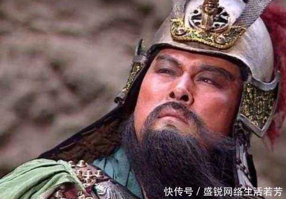 『袁绍』关羽斩颜良后,袁绍为何不派刘备出战关羽因为袁绍很精明