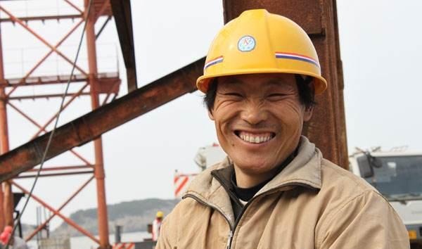 农民工父亲的辛酸：58岁还要外出打工，啥时候才能真正“退休”？