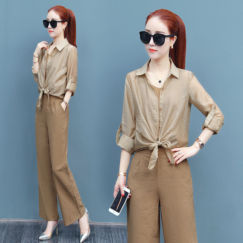 70后老婆不穿裙了，立秋后穿这些女神套装，美的惊艳夺目