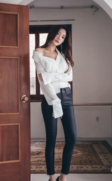 性感牛仔紧身裤，打造唯美女人