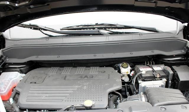  「随便」起步费4.99万的5门7座SUV，1.6L自然吸气和1.5T，可随便挑选配搭