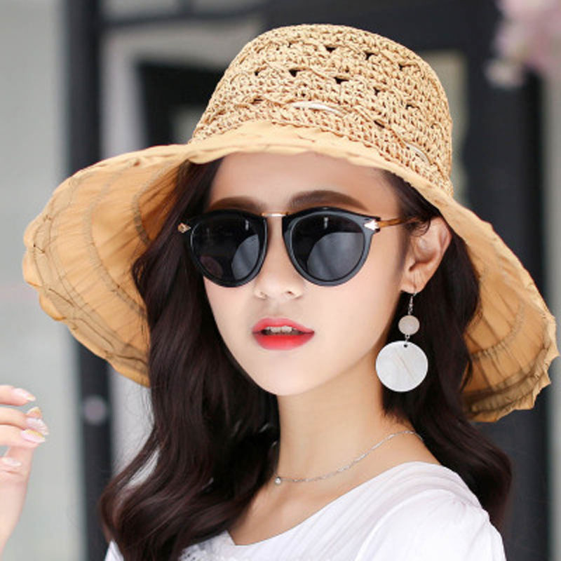 七月天，爱美的美女都有一款洋气帽子，轻松塑造柔情女神范