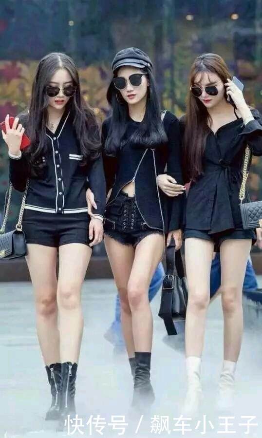 街拍：性感成熟范的小姐姐，穿着清凉的装扮养眼又显瘦！