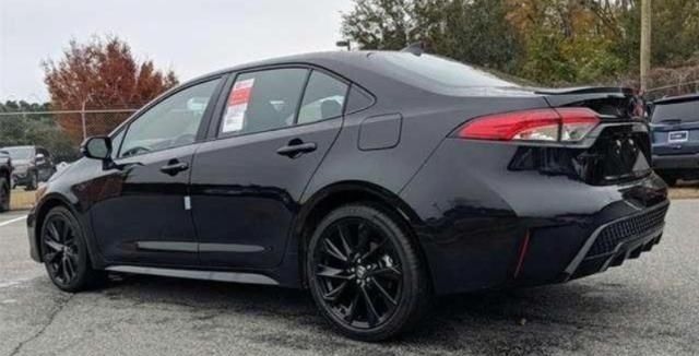  『丰田』放弃思域看它了！最美丰田“卡罗拉”，通体黝黑比A6还帅气，真香