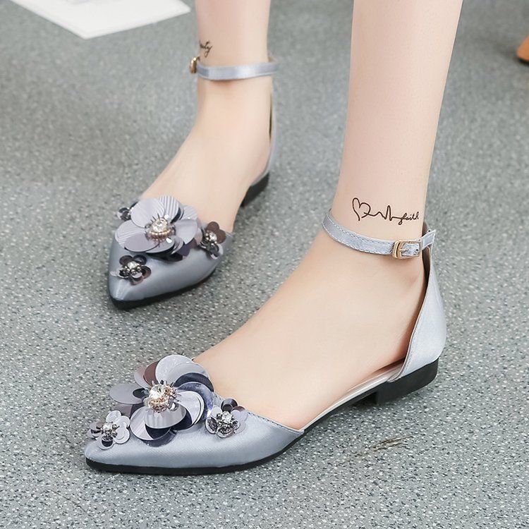 哇塞!这几双凉鞋真好看，一眼就让人念念不忘