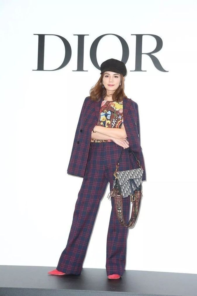 今年出镜率超高的马鞍包