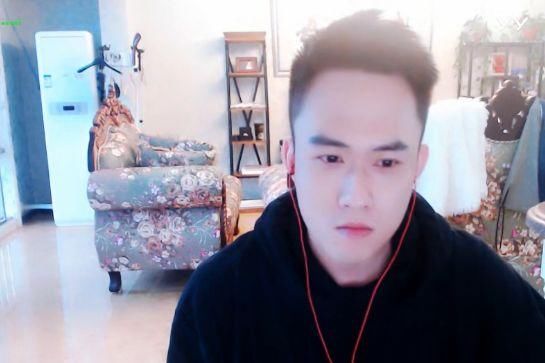 国王z怒斥黑粉:我的黑料随便扒!龙小手自曝是背锅侠:李家出事