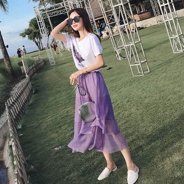 小个子女生夏日这样去搭配，不仅仅是显高，轻松穿出时尚的味道！