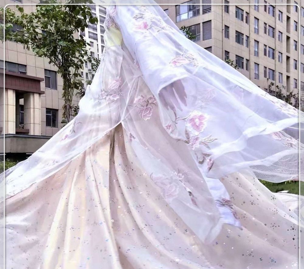  「汉服」五款“比水还干净”的汉服，好看不易撞，lo娘看了都心动！