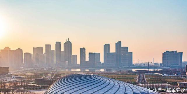  建筑：世界最大、最深的地下高铁站, 中国首例“贝壳”建筑