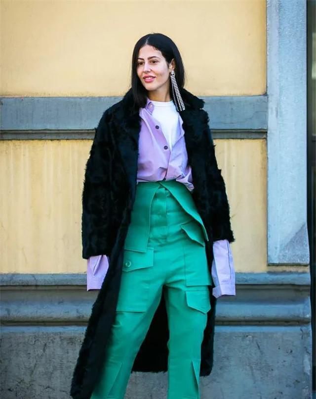  『纠结』纠结穿裤子还是裙子的女生,先看看自己是什么体型,再做决定