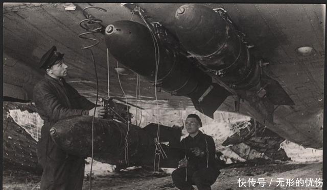  『目标』1942年苏联轰炸机飞行员抱着必死决心起飞 目标锁定德军舰队！
