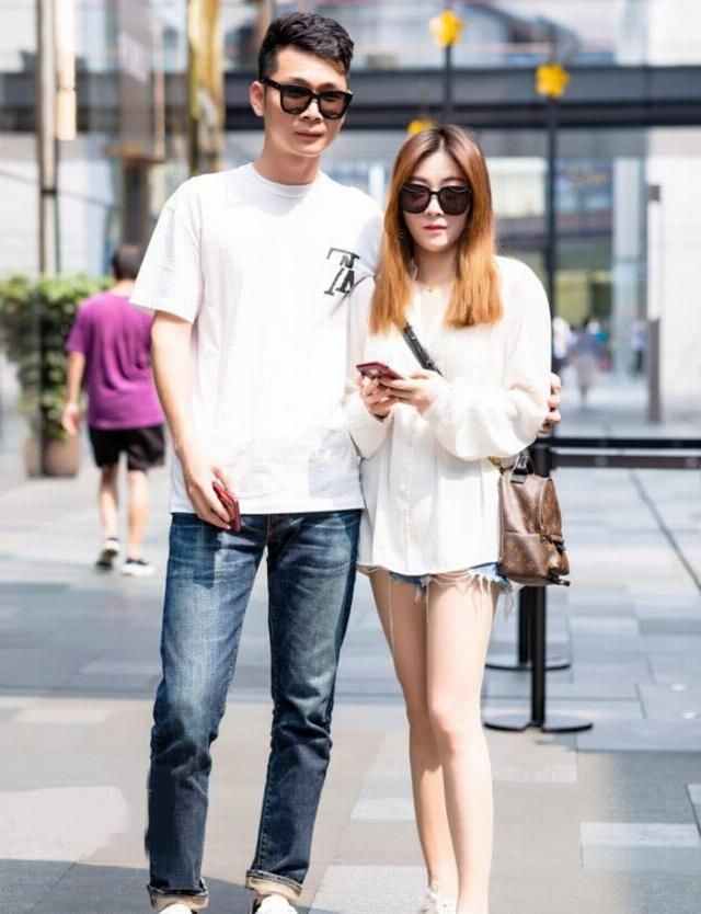  【女生】高个子女生必看：穿裙子最好有“笑脸骨”，显瘦的效果