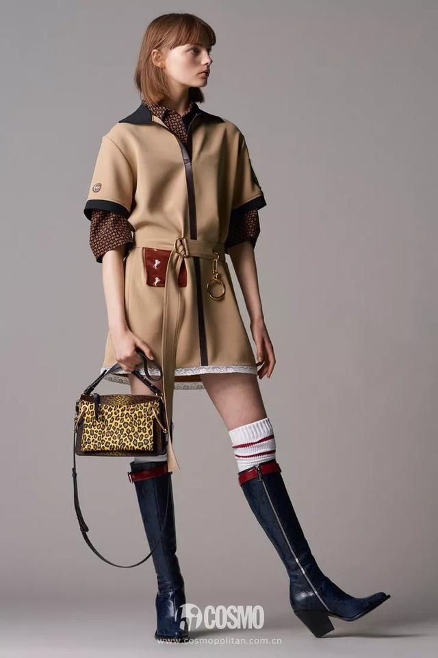 时髦办｜腿长成这样，请放过长筒袜