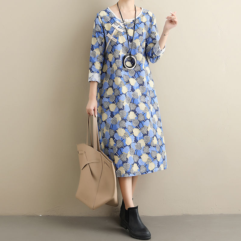 闷热的秋老虎，穿毛衣还太早!不妨试试穿棉麻装，洋气遮肉不显老