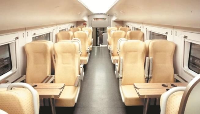  「高铁」中国高铁再进化，自主研发可编组动车组问世，有望解决