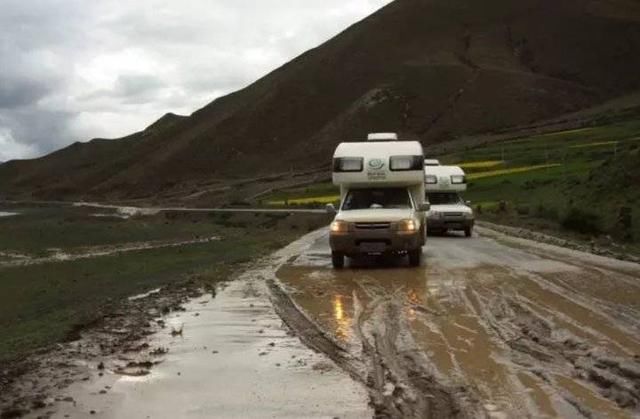 穿越大半个地球去摆摊，93年济南小伙这样诠释“彪悍的人生”