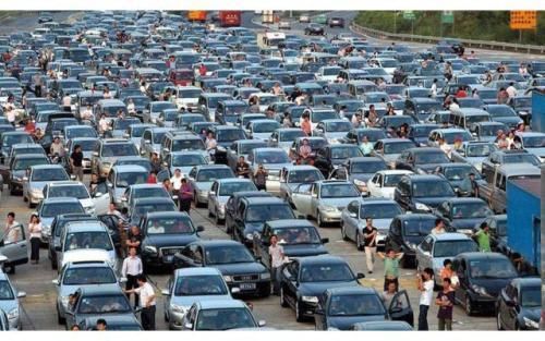  「在路上」国庆滴滴司机赚翻了？看完之后哭笑不得，司机表示无