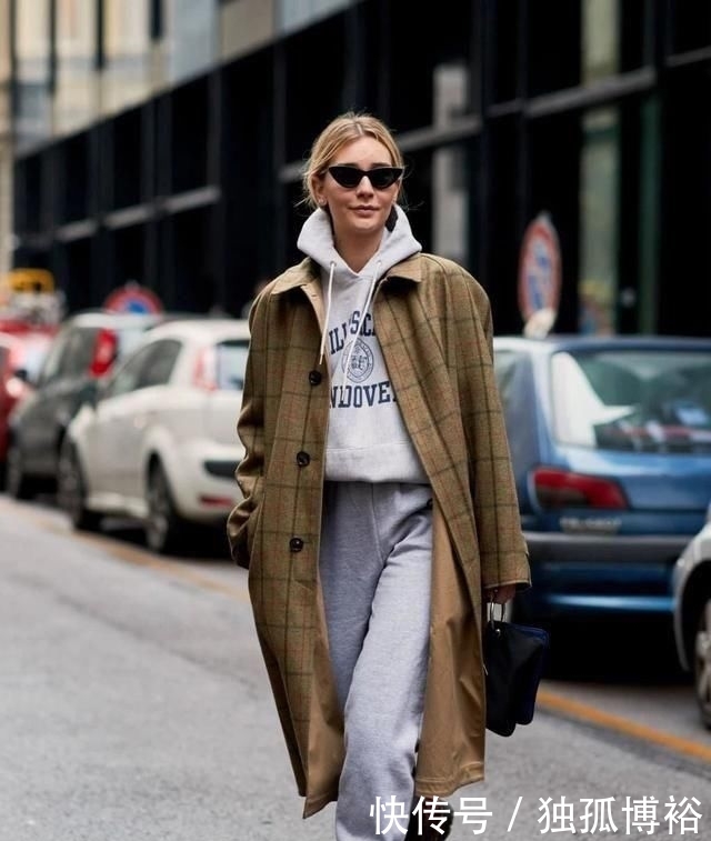  格纹：开工第一天，穿上我的“家居裤”就直接去公司？