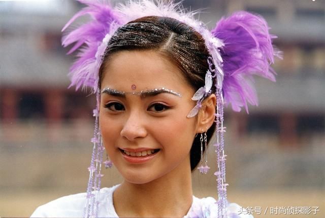 戴好几对耳环的古装女子，大S甜美、舒畅侠女范、郑爽温婉动人