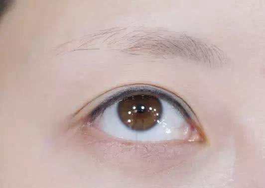  『试过』眉毛出现这4个变化，预示身体健康出现问题，试过的人都说准，快来测测