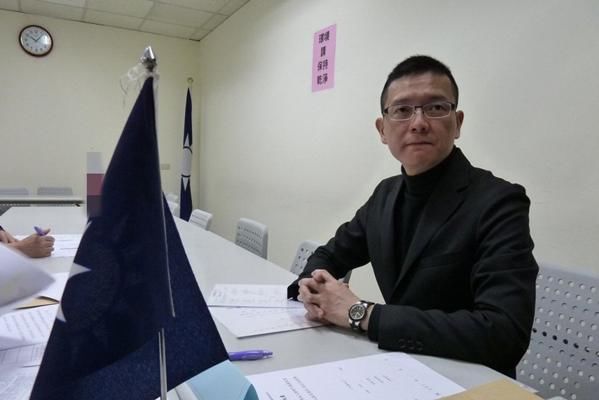  「英文」孙大千：盼台青不要成下一个蔡英文骗选票的牺牲者