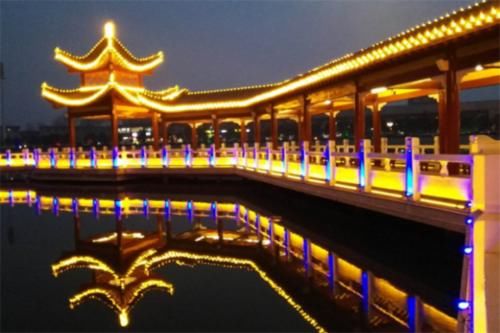  「名字」中国首座用伟人名字命名的城市，改名前默默无闻，改名