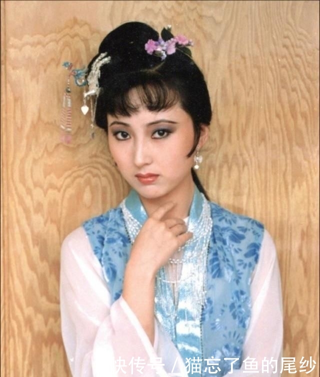 角色■如果说陈晓旭的林黛玉不够美,她胜在了气质和神韵上会有人同意吗