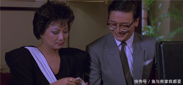 宝宝和妈妈合作