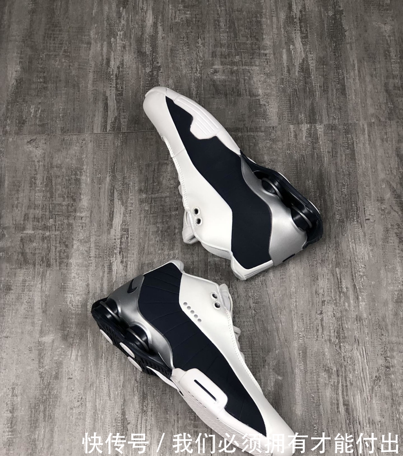 [Nike]耐克 Nike Shox BB4 CR 科技缓震篮球鞋开箱测评！
