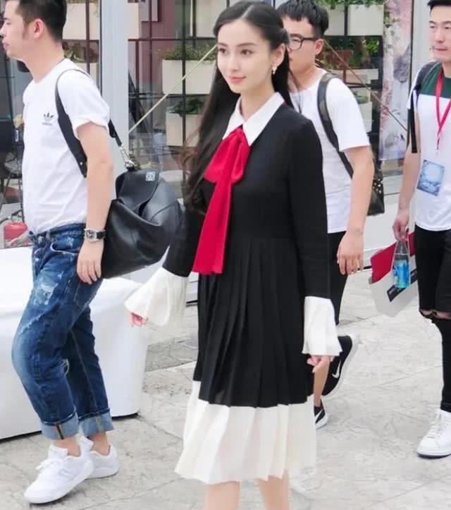  「实则」最近火了一种裙子：衬衫裙，看似普通，实则很高级，明星都在穿！