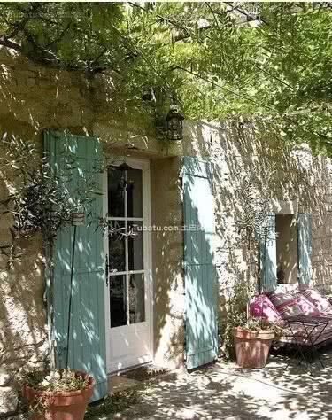  「养花」等我们年纪大了，回乡下，开辟院子，种菜养花