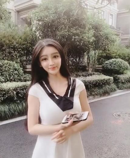 清爽|超有女神范的小姐姐,充满优美曲线,清爽还好看!