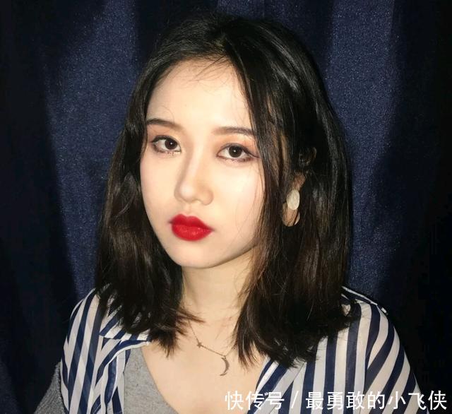  「微笑」有亮点的好看唇形微笑唇温柔有异性缘，花瓣唇性感饱满却少见！
