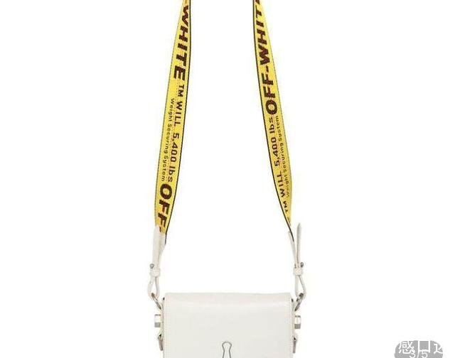 黄圣依的包到底有多贵才被打马赛克然而霍思燕才是真的隐形炫包