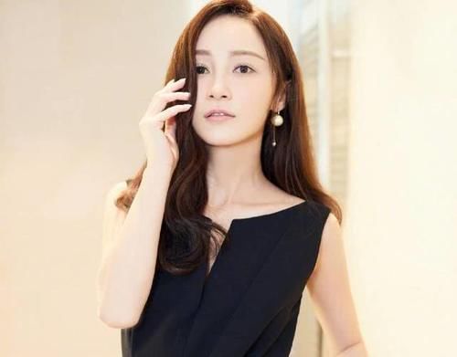  黄晓明与尹■《鬓边》他一上线就狂拉仇恨，39岁的他曾是姚笛的前男友