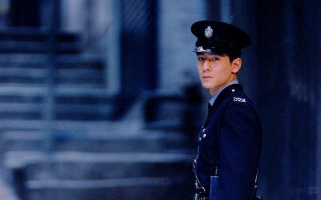 #建筑#他长了一张花心的脸, 但是比谁都深情!
