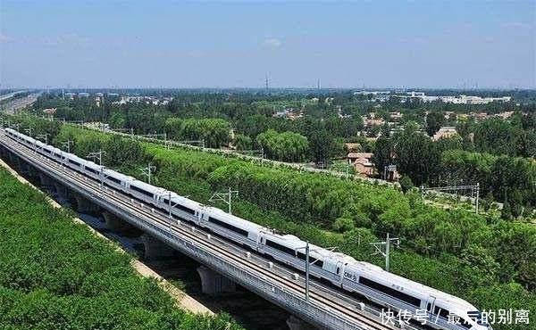  #佛山#广东即将形成一座新的国家级高铁枢纽，不在佛山，也不在