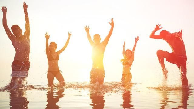 为什么有人喜欢一个人自驾出游,而有人却喜欢结伴?答案在这里