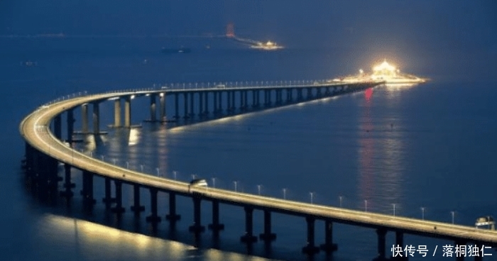  [港珠澳大桥]世界名桥港珠澳大桥已成摆设？桥上几乎见不到车？
