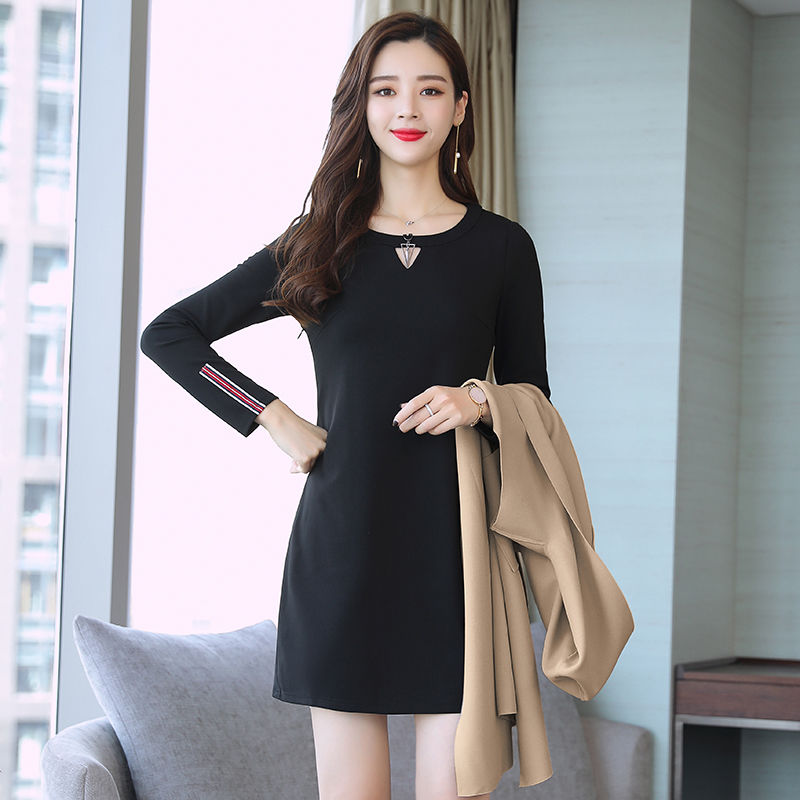 9月我相亲,时髦姐姐让我穿这马甲套装,还真美的很迷人